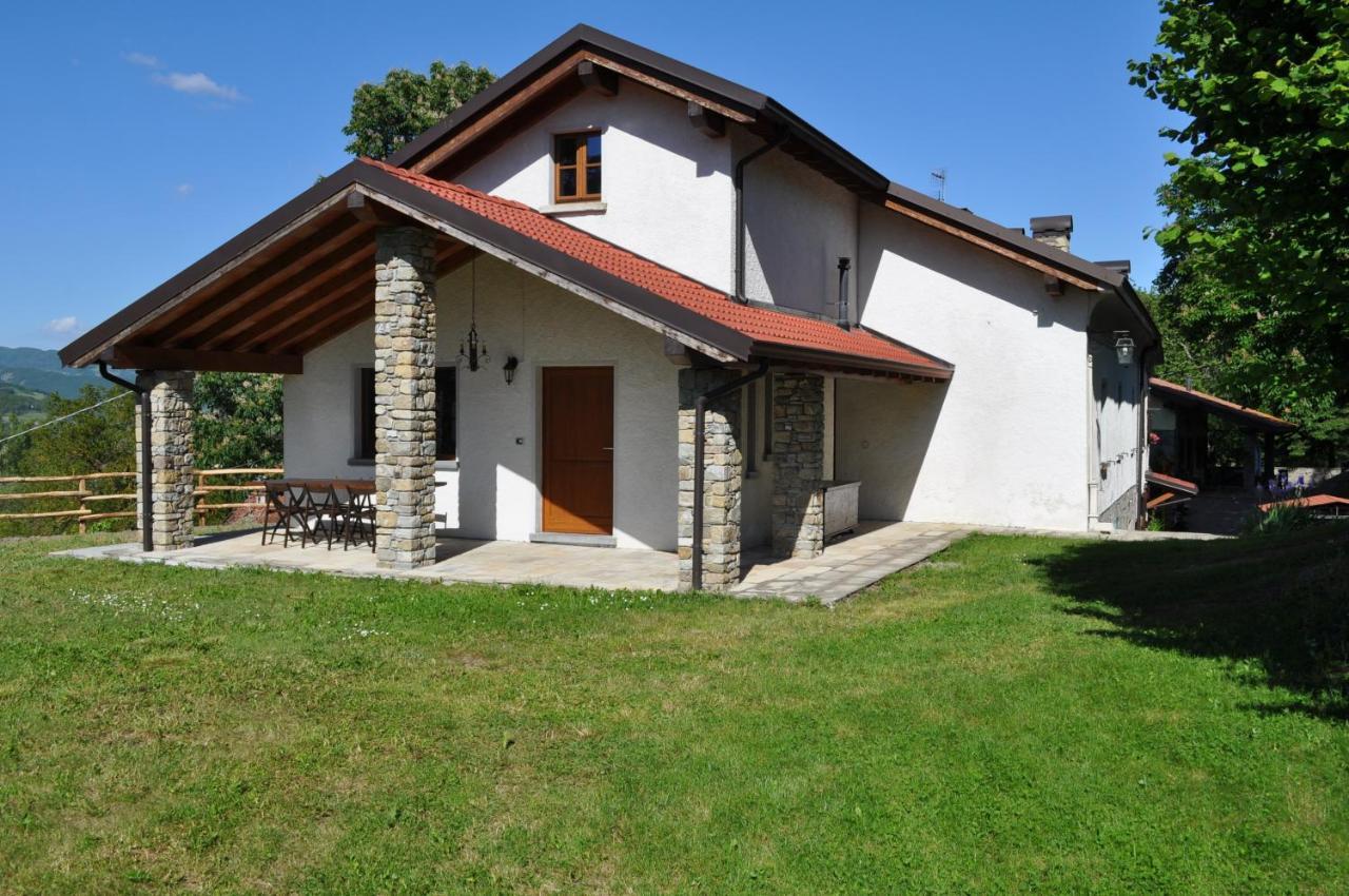 Bed and Breakfast Il Casolare Bioenergetico à Albareto  Extérieur photo