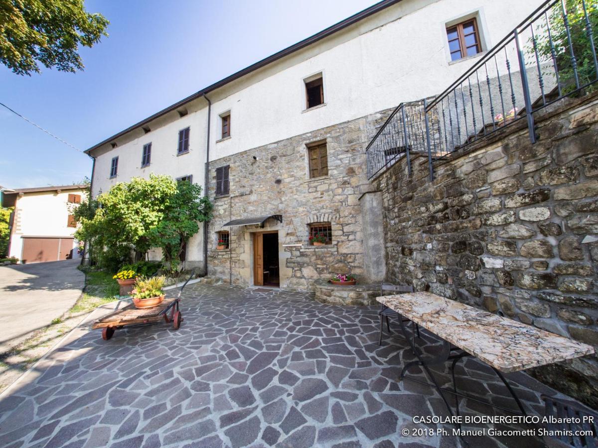 Bed and Breakfast Il Casolare Bioenergetico à Albareto  Extérieur photo
